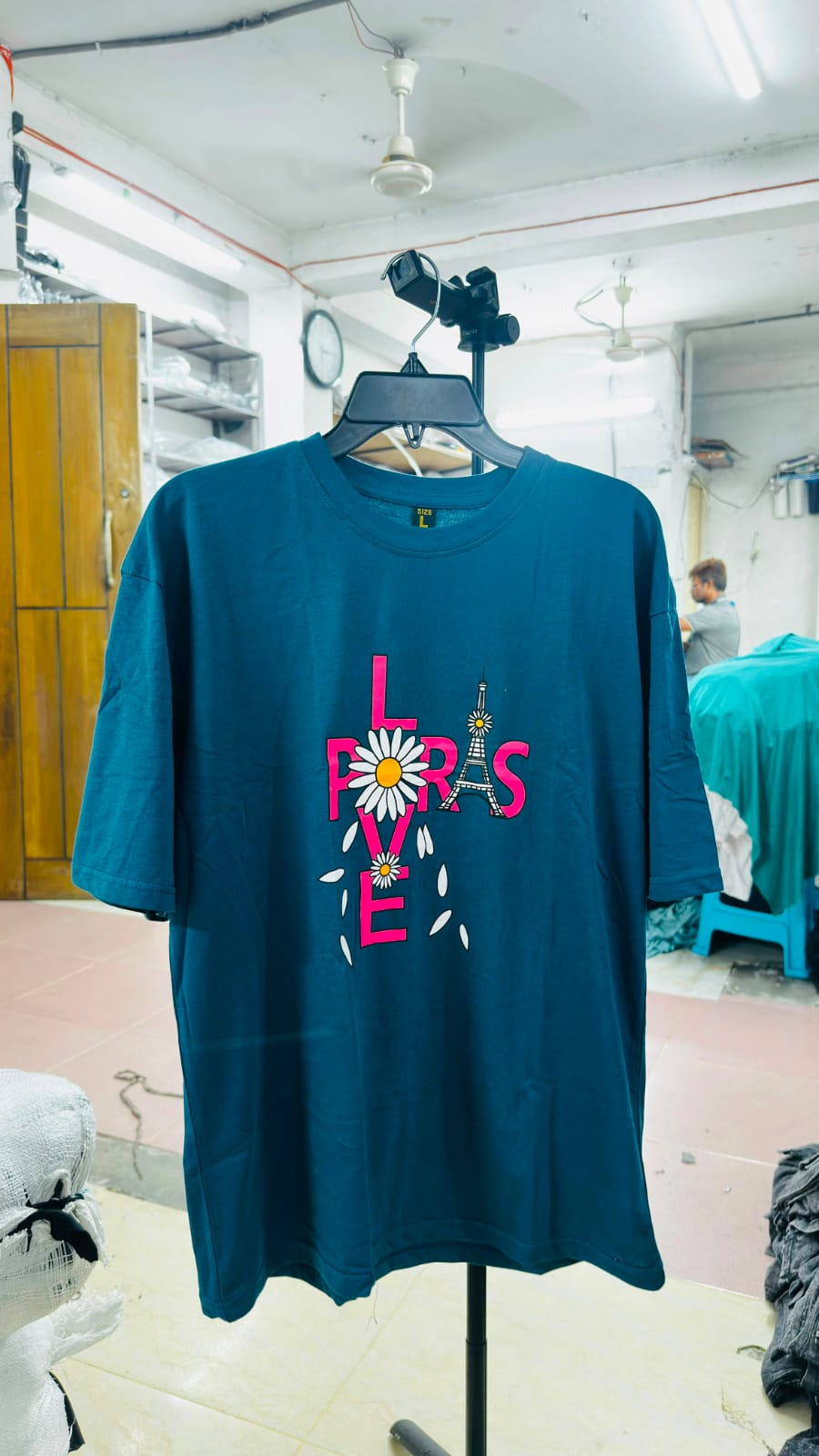 🌸 PREMIUM LADIES COTTON T-SHIRT

180 GSM | Premium Cotton Fine Fabric | Premium Rubber Print

Upgrade your everyday wardrobe with our Premium Ladies Cotton T-Shirt, crafted from fine-quality cotton fabric with a soft, skin-friendly feel and premium rubbe