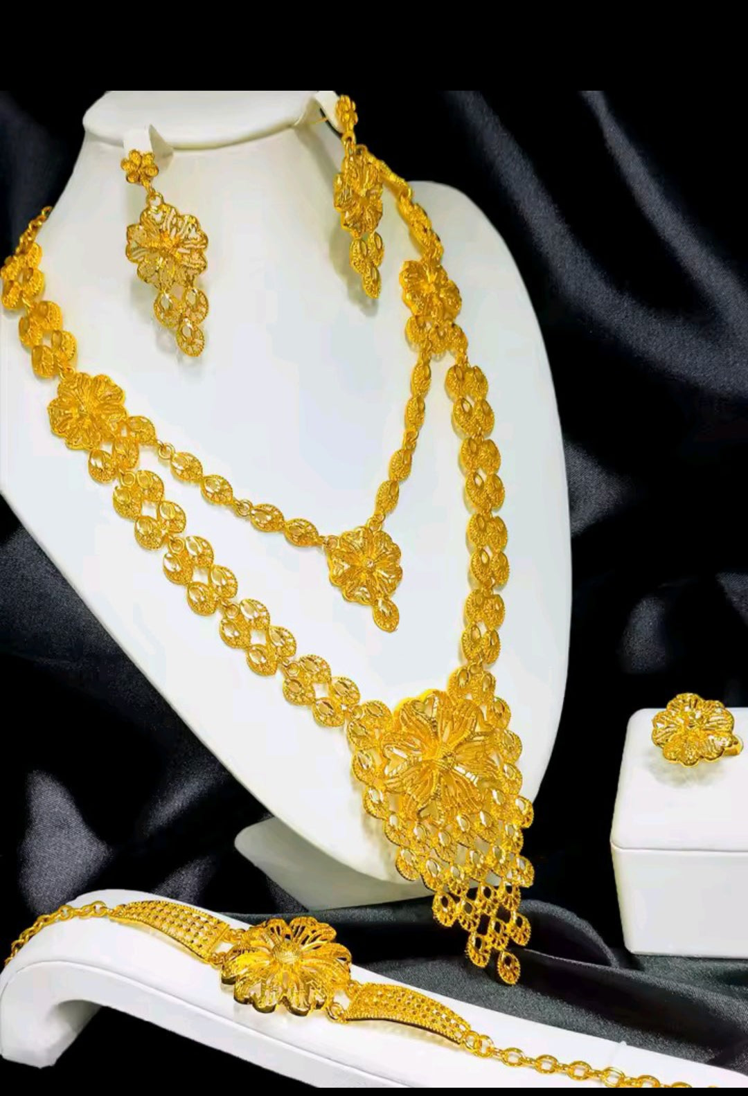 مجوهرات مطلية بالذهب عيار 24 قيراط بتصميم دبي للنساء | تقليد | للمناسبات والحفلات والاستخدام اليومي